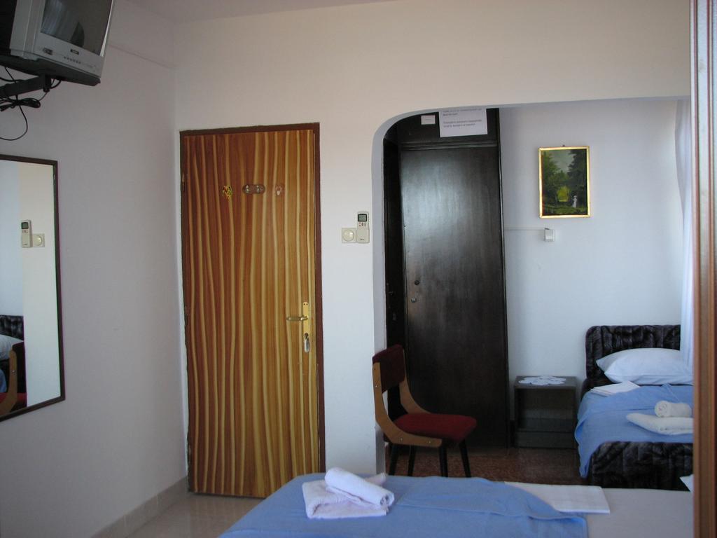 Guest House Ivo Jovanovic Sveti Stefan Szoba fotó
